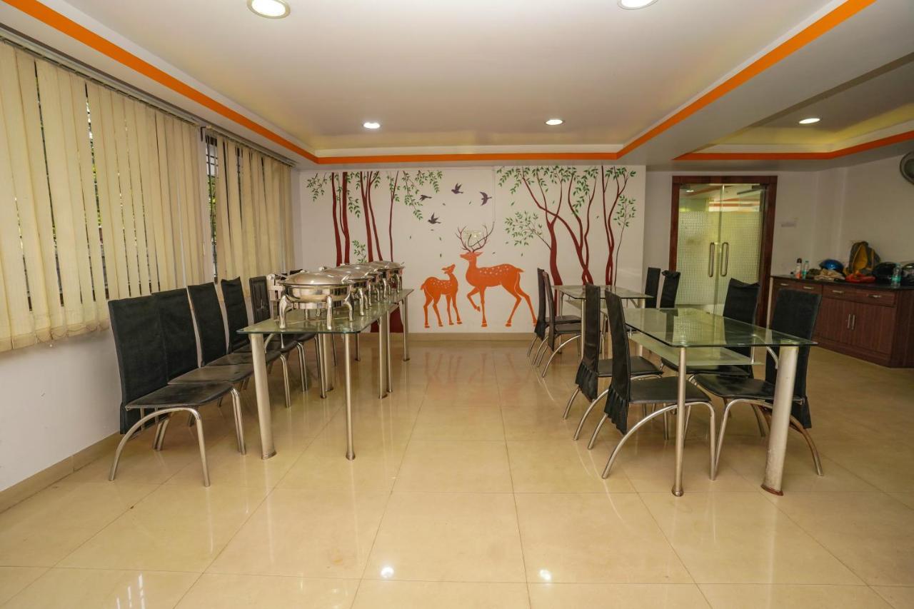 Park Land Hotel Durgāpur Esterno foto